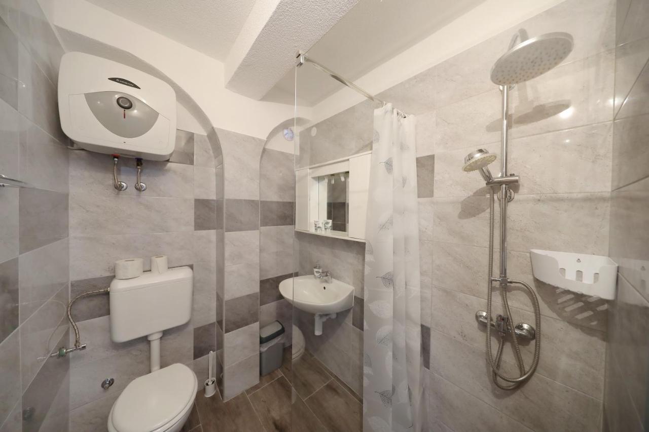 Apartmán Ap Roko&Dina Nin Exteriér fotografie